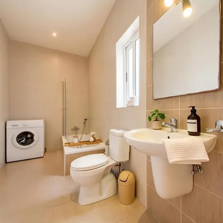 Apartment Sapphire & Penthouse With Heated Jacuzzi Sliema