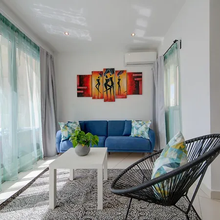 Sapphire & Penthouse With Heated Jacuzzi Sliema