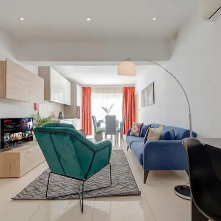Sapphire & Penthouse With Heated Jacuzzi Sliema