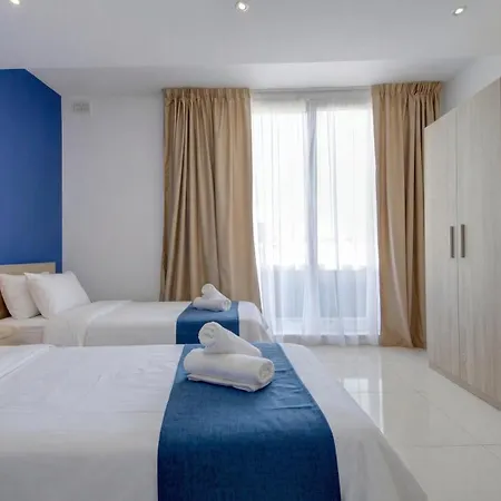 Sapphire & Penthouse With Heated Jacuzzi * Sliema