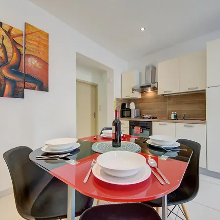 Appartement Sapphire & Penthouse With Heated Jacuzzi Sliema