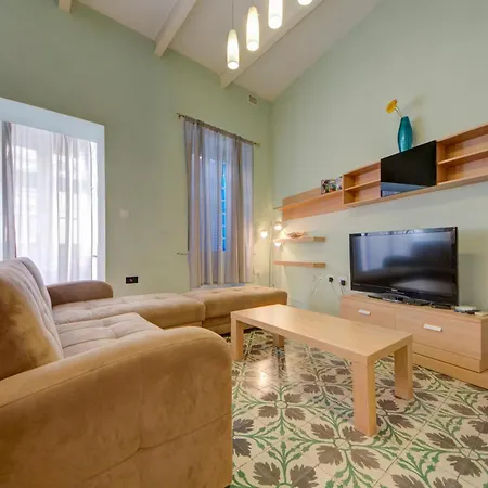 Appartement Sapphire & Penthouse With Heated Jacuzzi