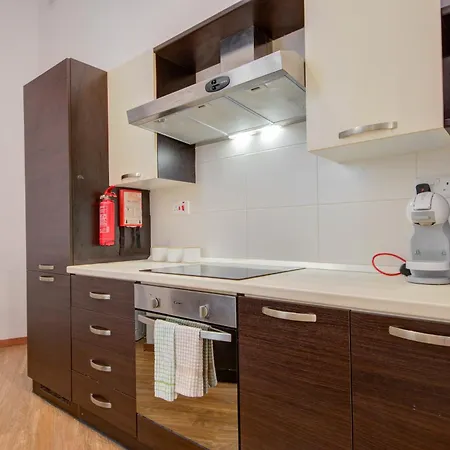 Sapphire & Penthouse With Heated Jacuzzi Sliema